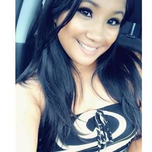 Meet your Posher, Stephanie